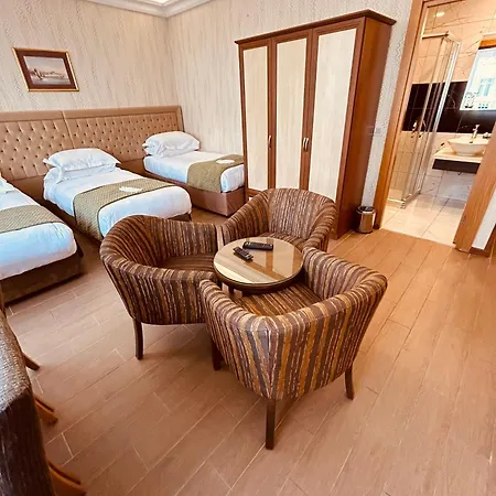 Lily * Istanbulská provincie