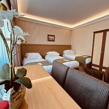 Hotel Lily