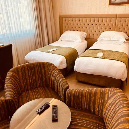 Hotel Lily